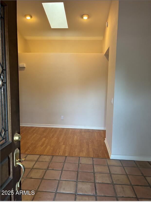 Building Photo - 15010 S 40th Pl
