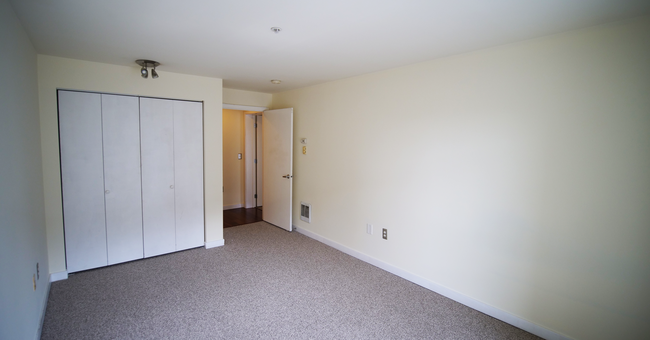 Bedroom 2 - 900 S Jackson St