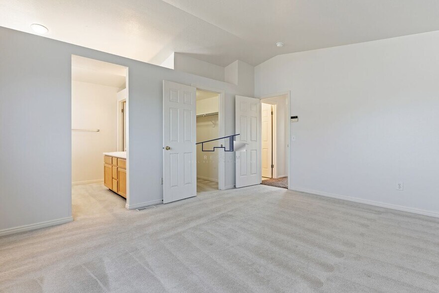 Building Photo - 5589 S 3275 W