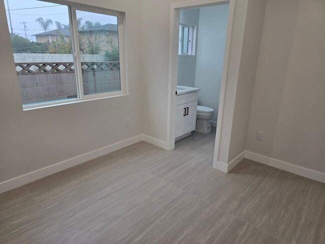 Building Photo - Beautiful cozy home in Garden Grove