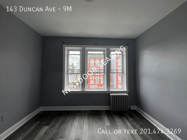 Building Photo - 143 Duncan Ave