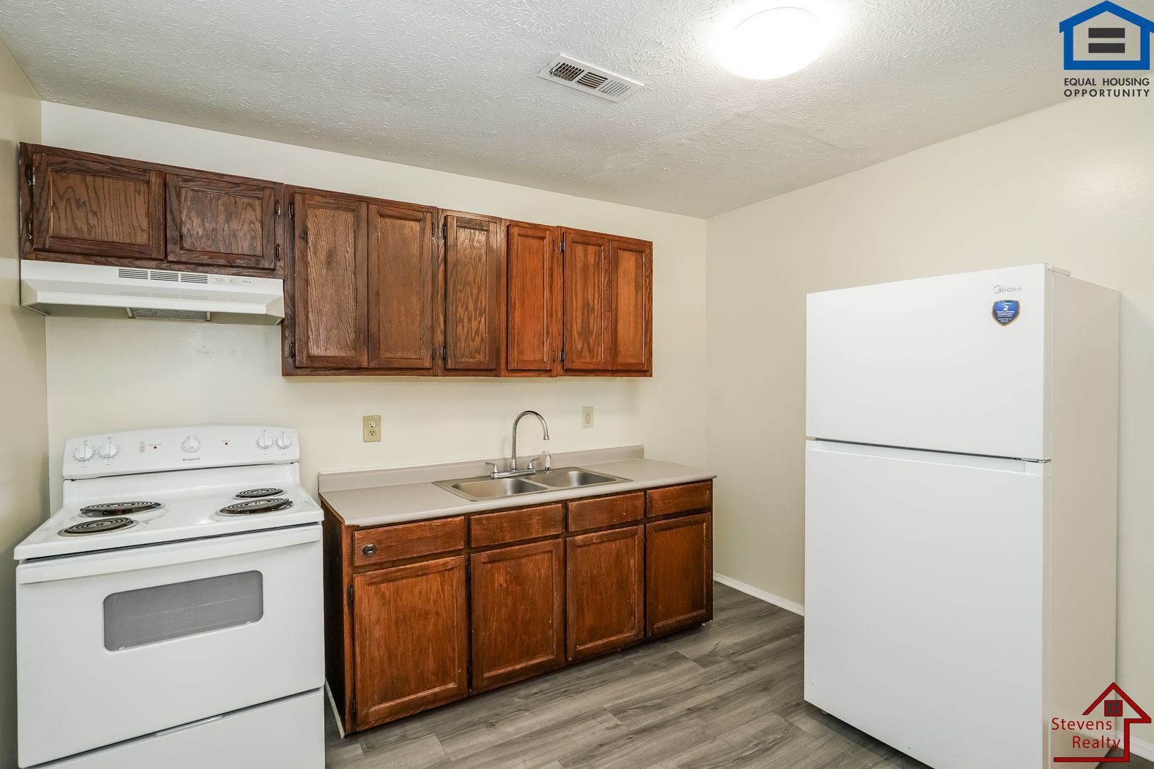 Building Photo - 174 Bybee Woods Dr
