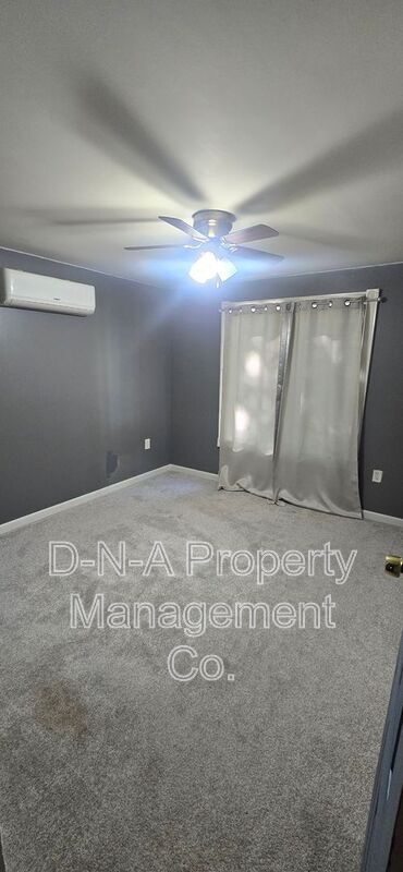 Building Photo - 3765 PA-715