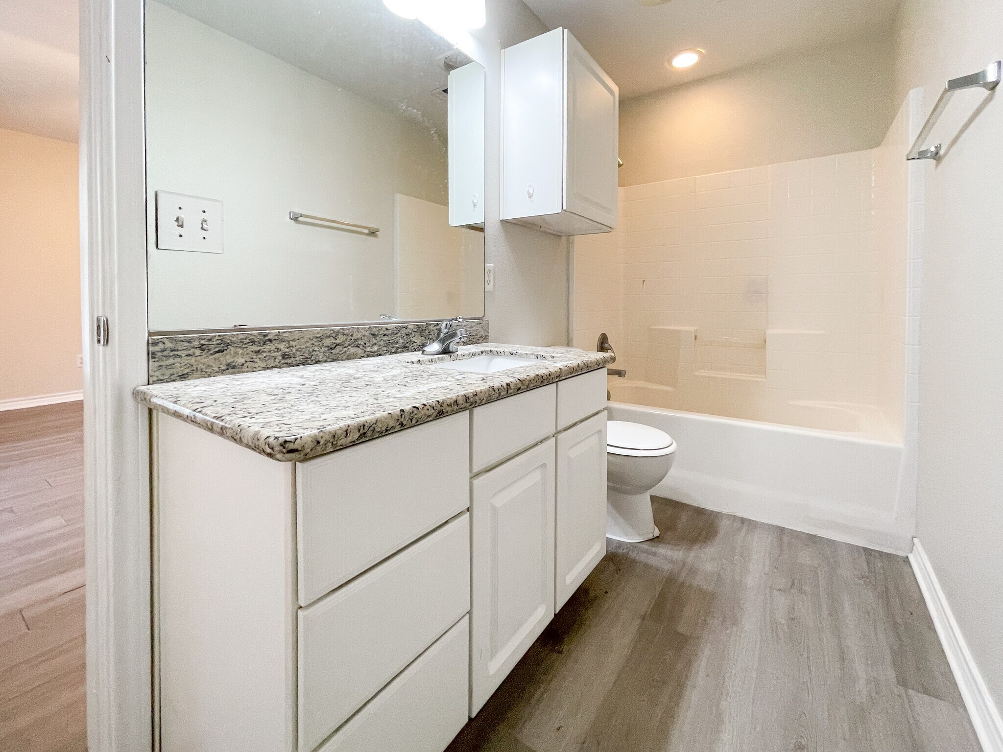 Building Photo - 309 Gurley Ln