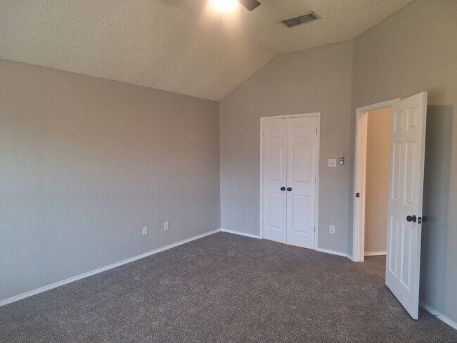 Building Photo - 3516 Paladin Pl