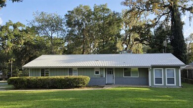 Building Photo - 12221 NW 148 Ave
