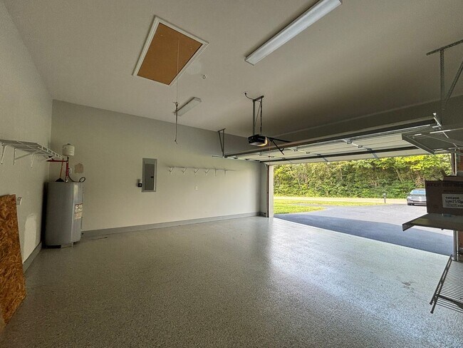 Building Photo - Charming 3 bedroom/2 Bath home in Jonesbor...