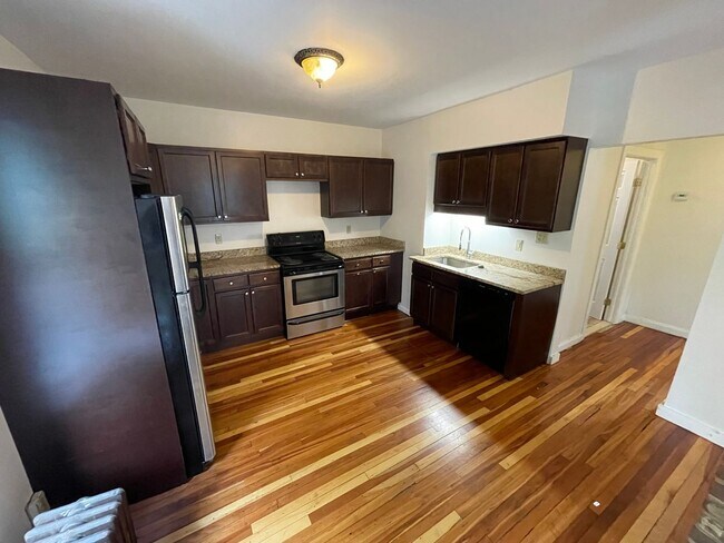Primary Photo - 1516 Union St