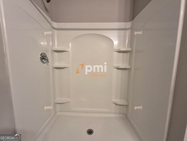 Building Photo - 255 Hawthorn Trail