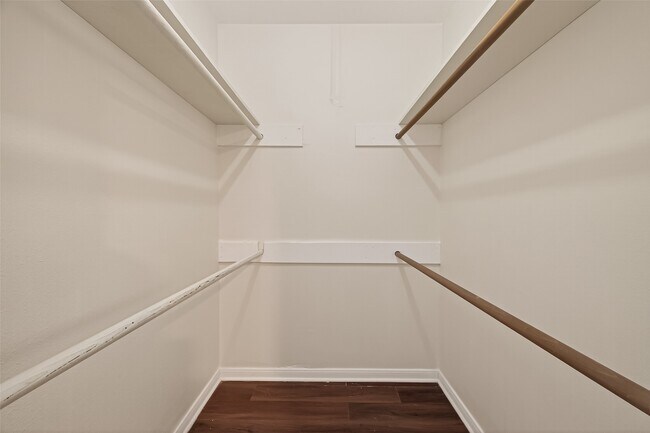 Building Photo - 1217 Heights Blvd