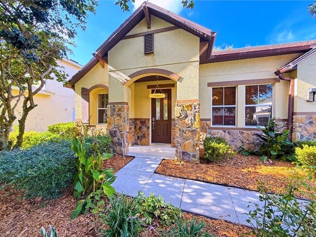 Building Photo - Waterfront 4 Bedroom Home in Eagle Creek Golf Community – Lake Nona