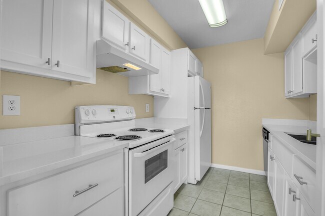 Building Photo - 3220 69th St