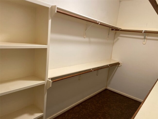 Building Photo - 918 W 26th St