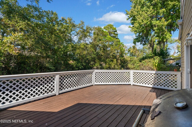 Building Photo - 9960 Moorings Dr