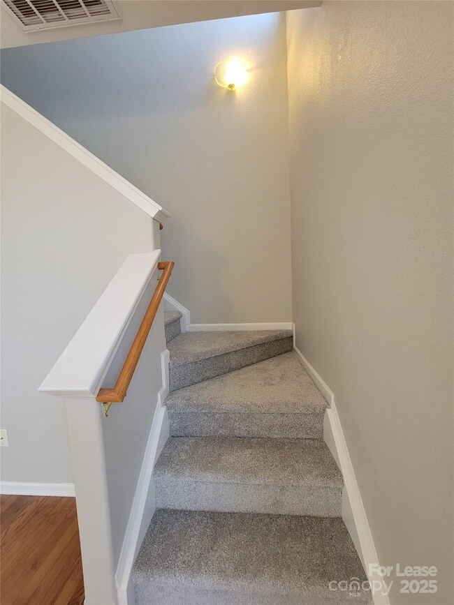 Building Photo - 7844 Paper Birch Dr