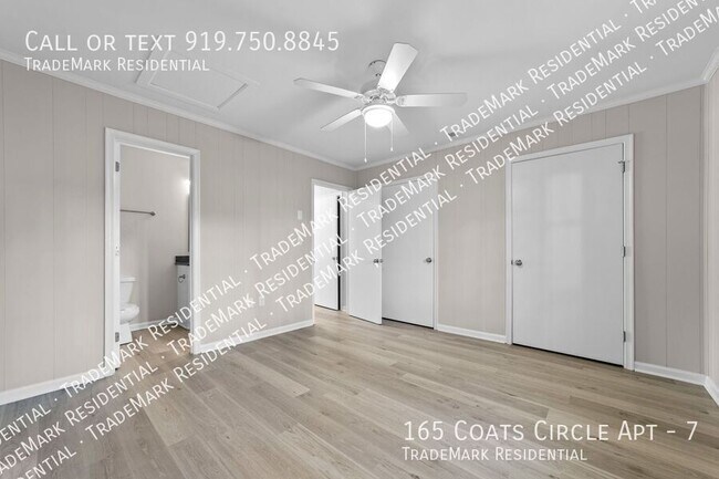 Building Photo - 165 Coats Cir