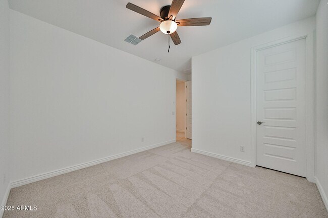 Building Photo - 8747 W Colter St