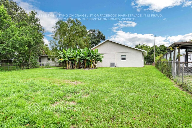 Building Photo - 142 Country Club Cir
