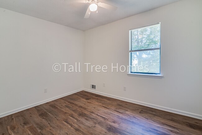 Building Photo - 325 Camp Ground Rd