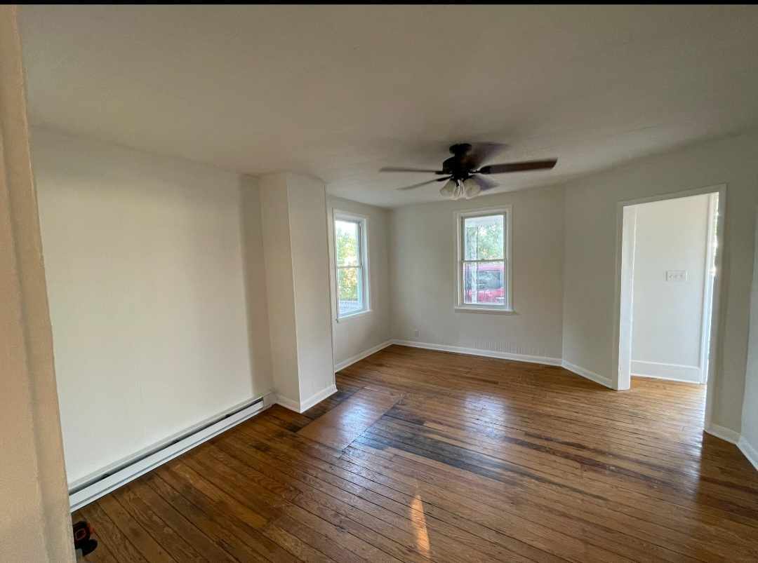 Building Photo - 318 Auburn St