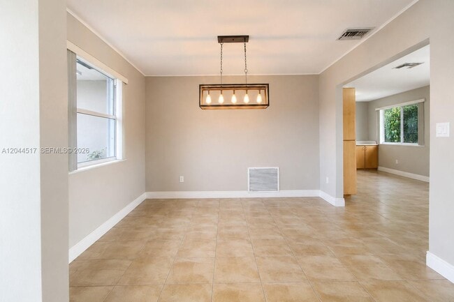 Building Photo - 15445 SW 99 AVE