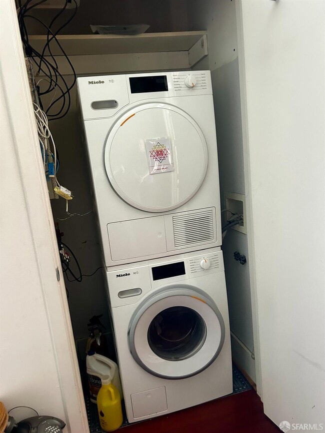 Building Photo - 49 Missouri St