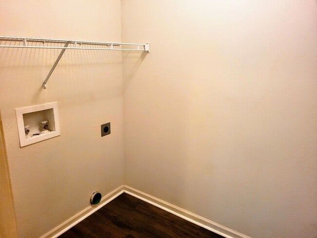 Building Photo - 16195 A&amp;B Hummingbird