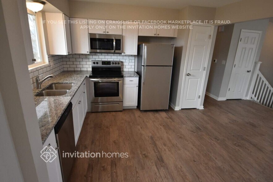 Building Photo - 2821 Buttermilk Cir