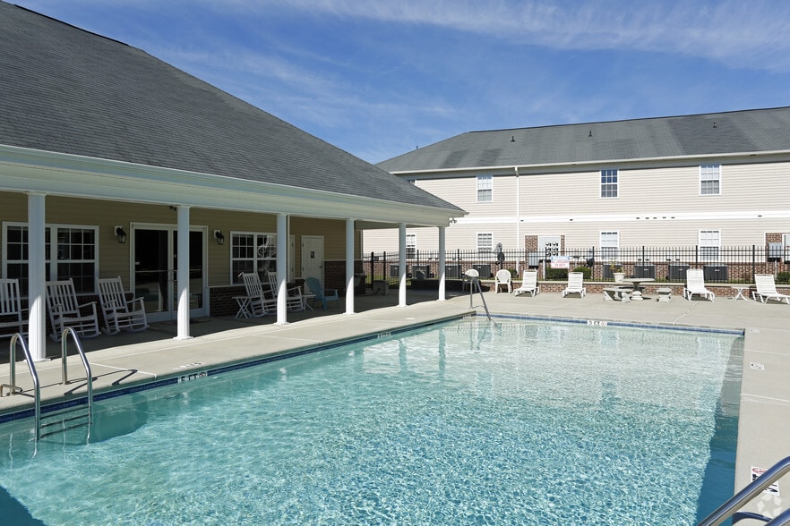 Primary Photo - Church Street Apartments