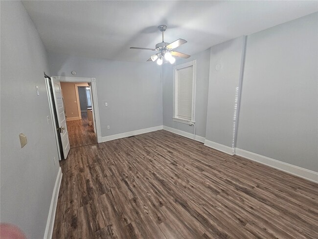 Building Photo - 1830 Russell Blvd