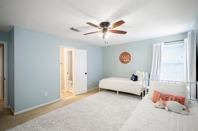 Building Photo - 16315 Hammerwood Ct