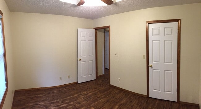 Building Photo - 3 Bed 1 Bath REMODELED House For Rent in M...