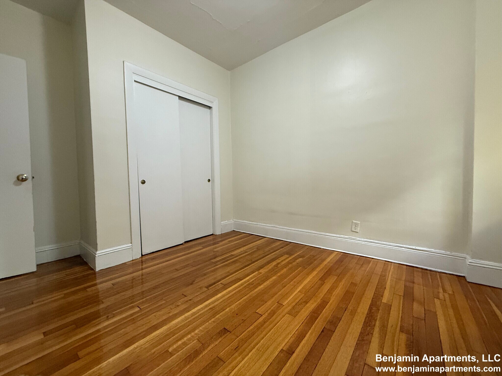 Building Photo - 93 Lancaster Ter