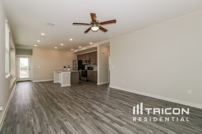 Building Photo - 441 Raglands Rd