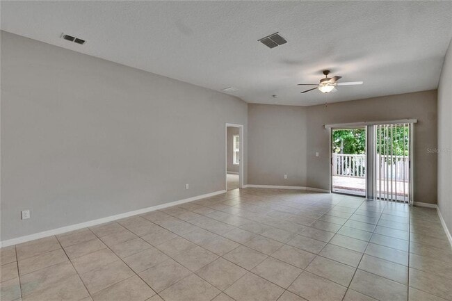 Building Photo - 14047 Weddington Ter