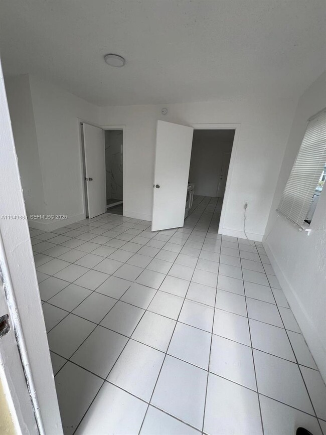 Building Photo - 1948 Fillmore St