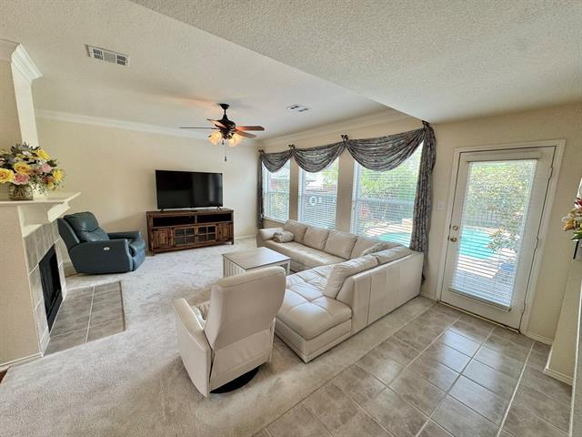 Building Photo - 2429 Deer Horn Dr