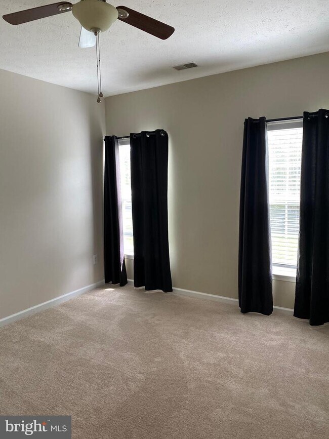 Building Photo - 2507 Amber Orchard Ct W