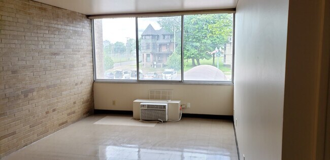 Building Photo - City View Tower