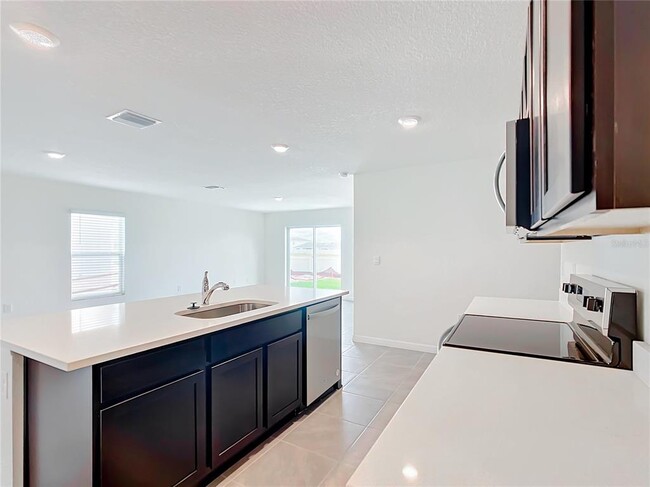 Building Photo - 8645 SW 45th Ct