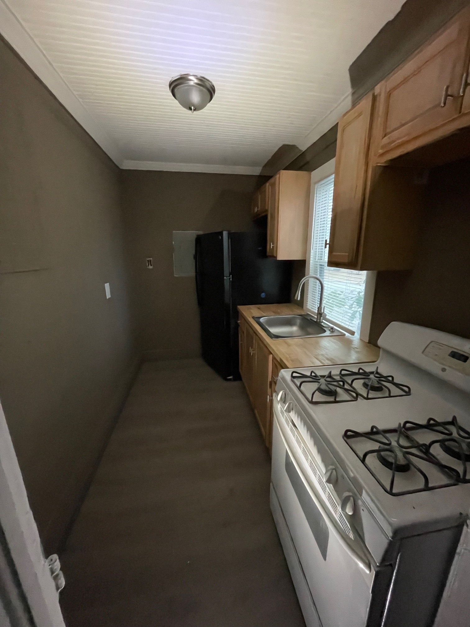 Building Photo - 5002 Park Ave