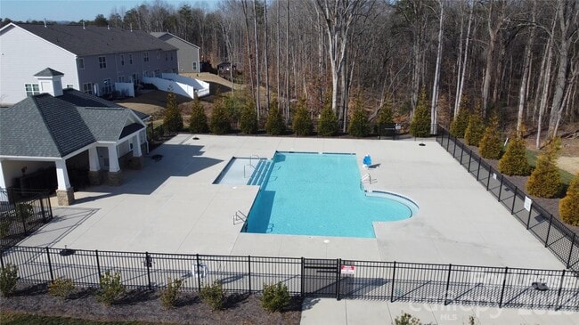 Building Photo - 4110 Steel Wy