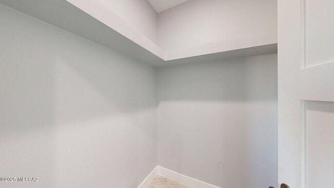 Building Photo - 7095 W Los Reales Rd