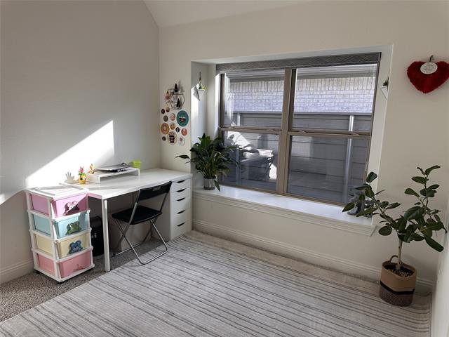 Building Photo - 7032 Mapleshade Way