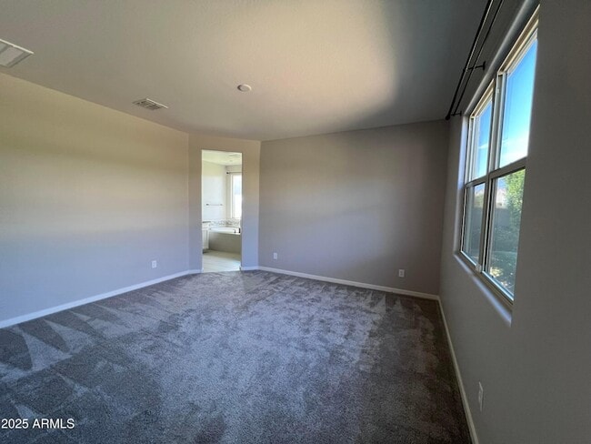 Building Photo - 9722 E Tungsten Dr