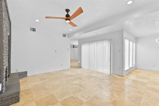 Building Photo - 13726 Wickersham Ln