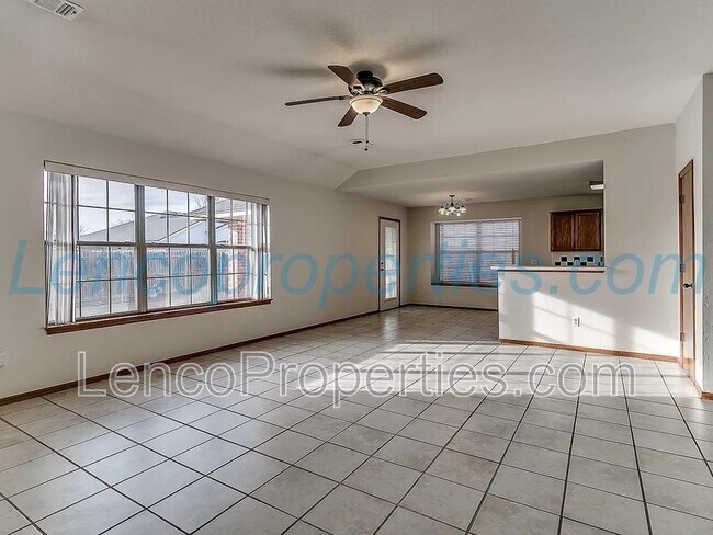 Building Photo - 1716 Briarcreek