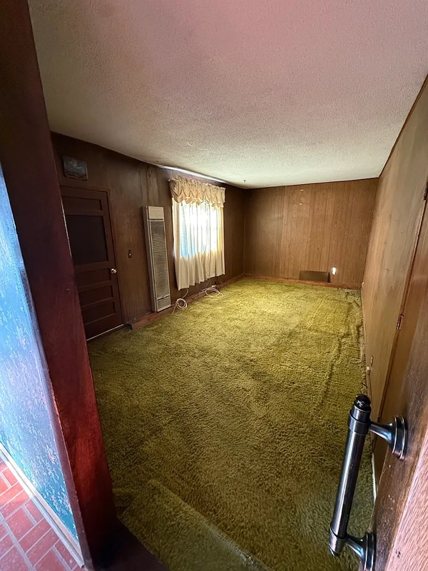 Building Photo - 4410 E 26th St