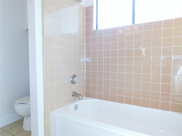 Building Photo - 2716 Mistywood Ln