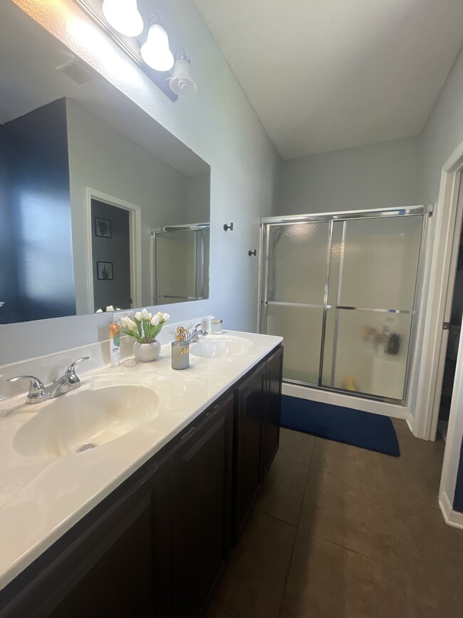 Building Photo - 5013 Magnolia Valley Dr